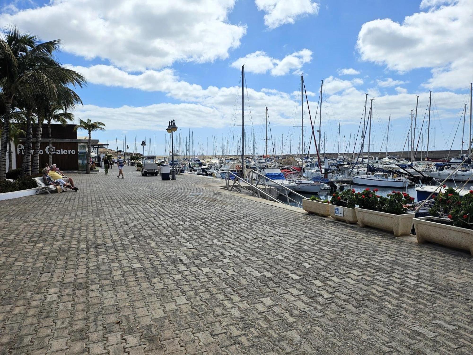 Apartmán Duplex Noray Vista A La Piscina Puerto Calero Exteriér fotografie